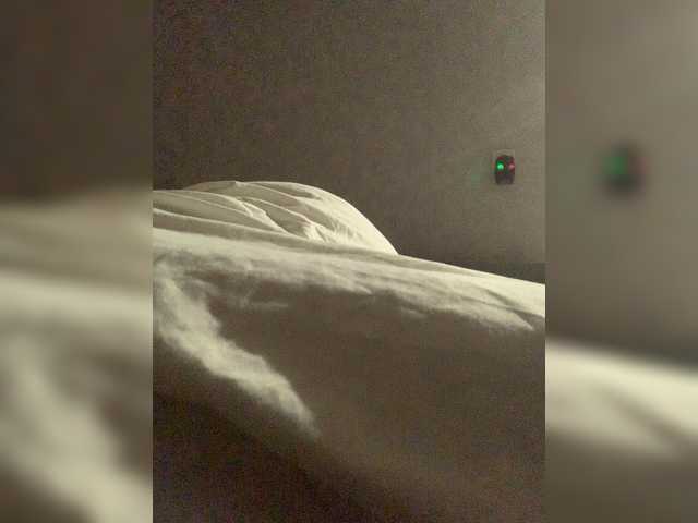 kisssssesmee live cam on BongaCams
