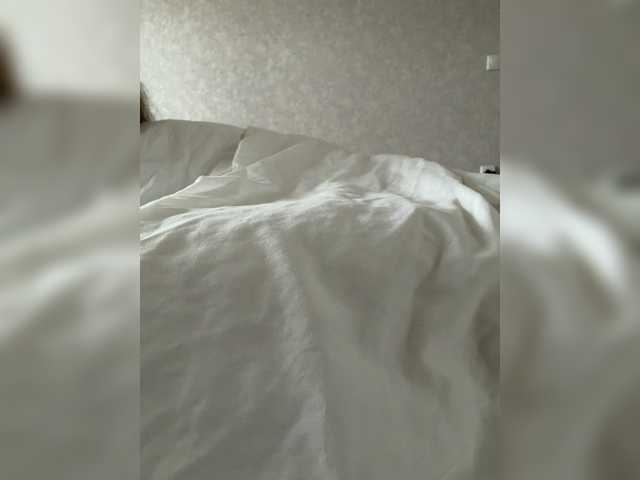 le modèle top_queen est en webcam porno dans un show sur le site bongacams, il possède les tags suivants: White/Caucasian,Redhead,Shaved