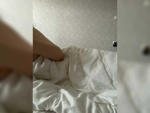 kisssssesmee live cam on BongaCams
