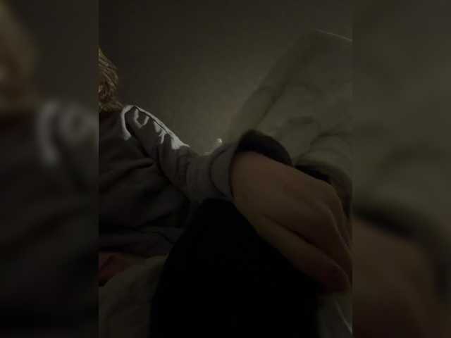 kisssssesmee live cam on BongaCams