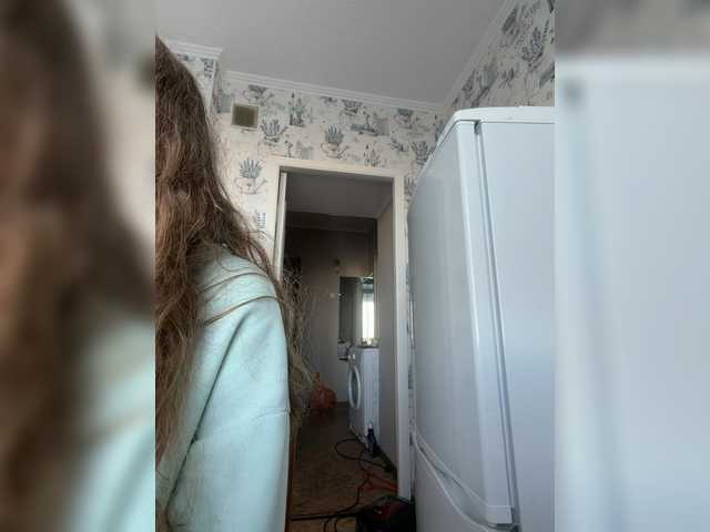 kisssssesmee live cam on BongaCams