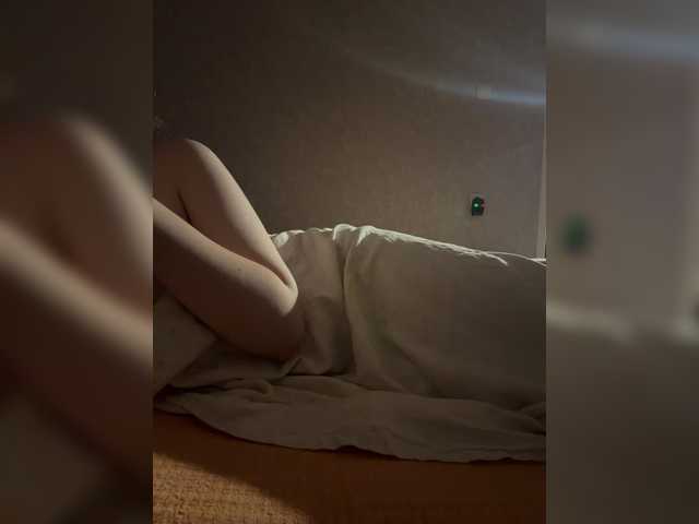 kisssssesmee live cam on BongaCams