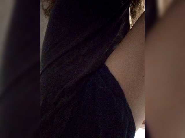kisssssesmee live cam on BongaCams