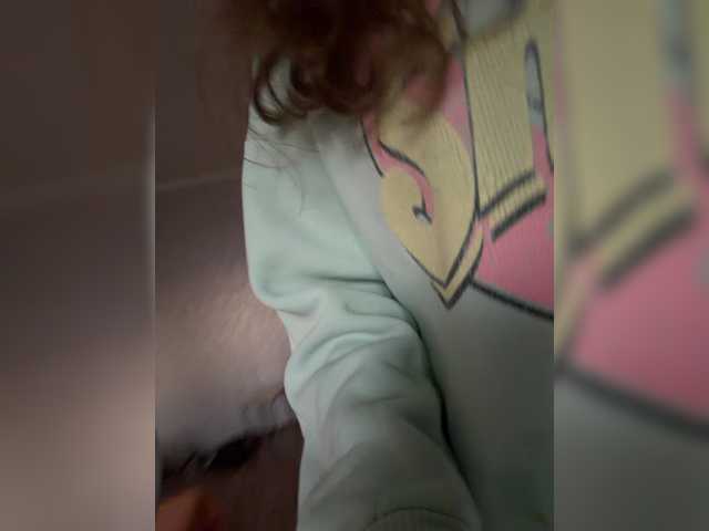 kisssssesmee live cam on BongaCams