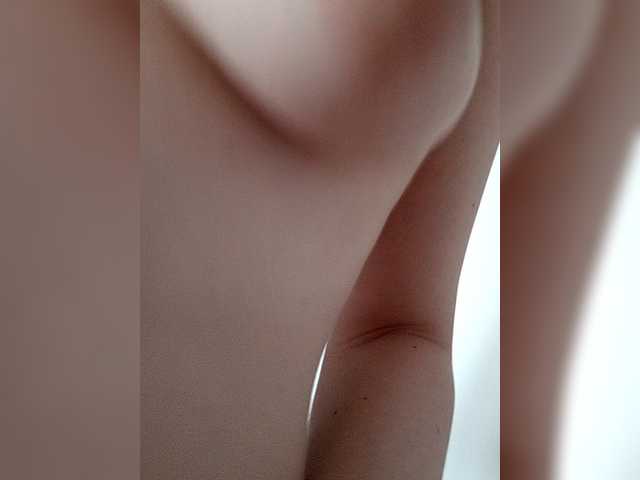kisssssesmee live cam on BongaCams