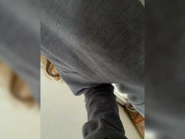 kisssssesmee live cam on BongaCams