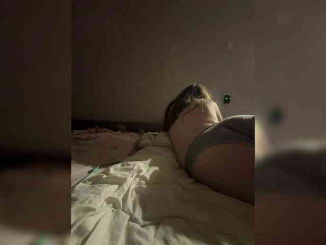 top_queen webcam