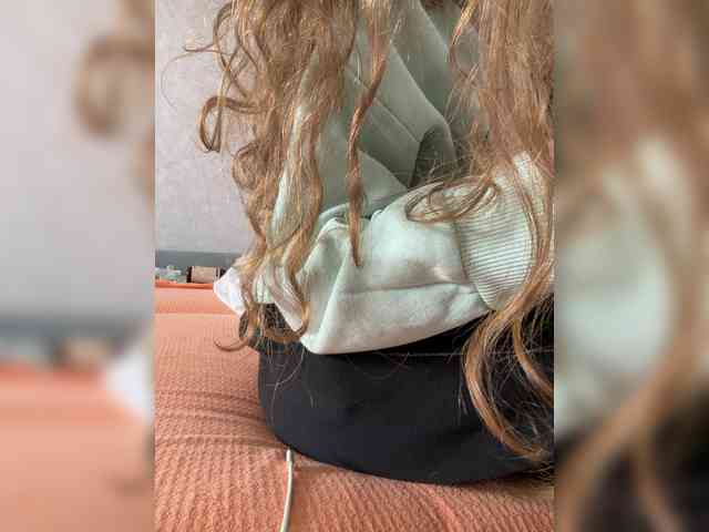 top_queen webcam