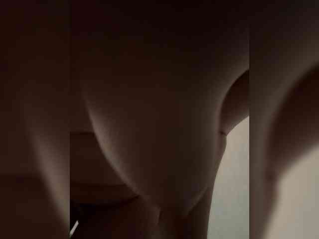kisssssesmee Live Webcam on BongaCams