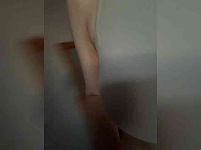 kisssssesmee Live Webcam on BongaCams