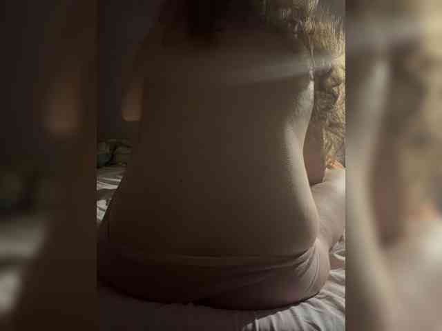 top_queen webcam