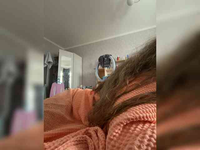 kisssssesmee