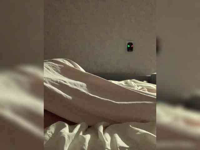 top_queen webcam