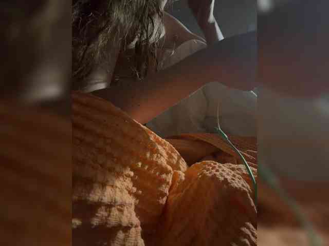 top_queen webcam