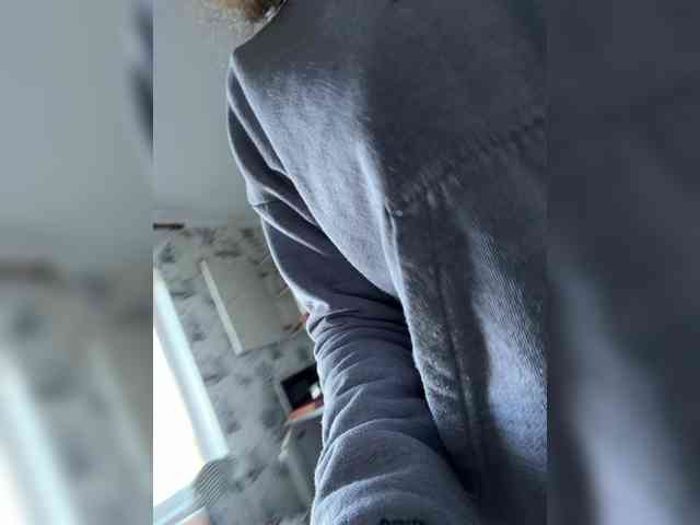 kisssssesmee Live Webcam on BongaCams
