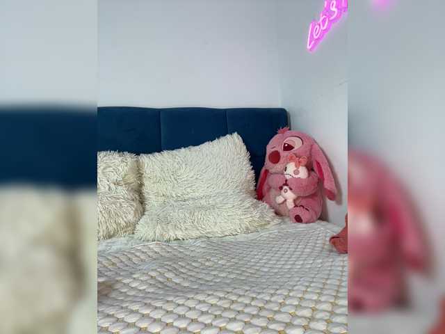 Mystique_Rose live cam preview