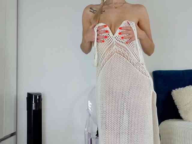 Mystique_Rose webcam