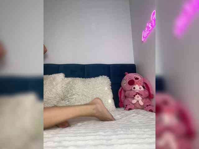 Mystique_Rose webcam