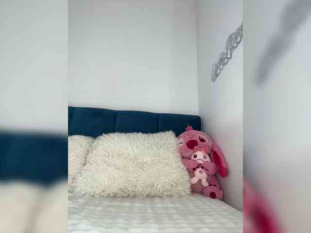 Mystique_Rose webcam