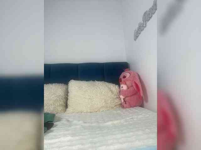Mystique_Rose webcam