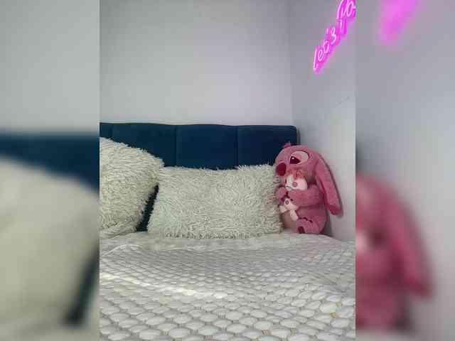 Mystique_Rose webcam