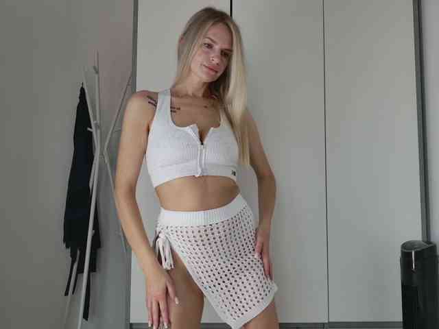 Mystique_Rose webcam