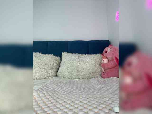 Mystique_Rose webcam