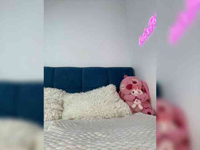 Mystique_Rose webcam
