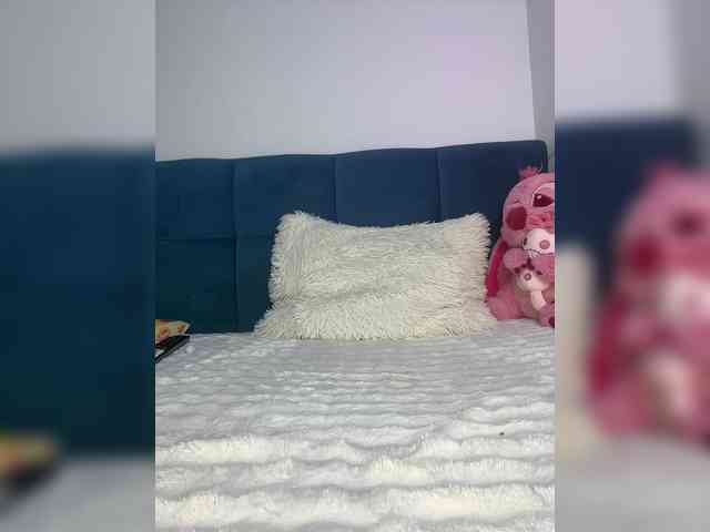 Mystique_Rose webcam