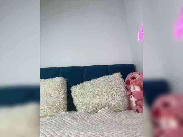 Mystique_Rose webcam
