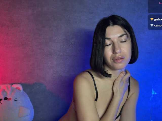 Melaminsy's BongaCams show and profile