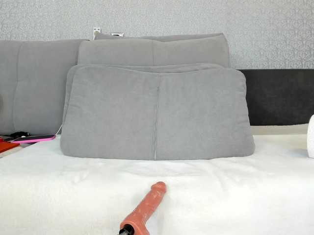 KellyKisa live cam on BongaCams