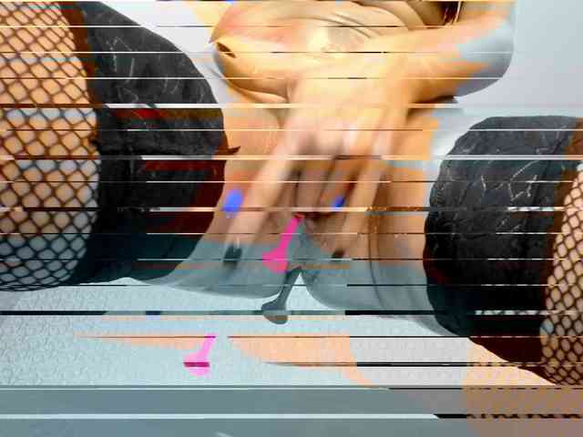 KellyKisa webcam