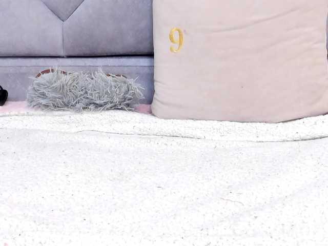 alicee-18 live cam on BongaCams