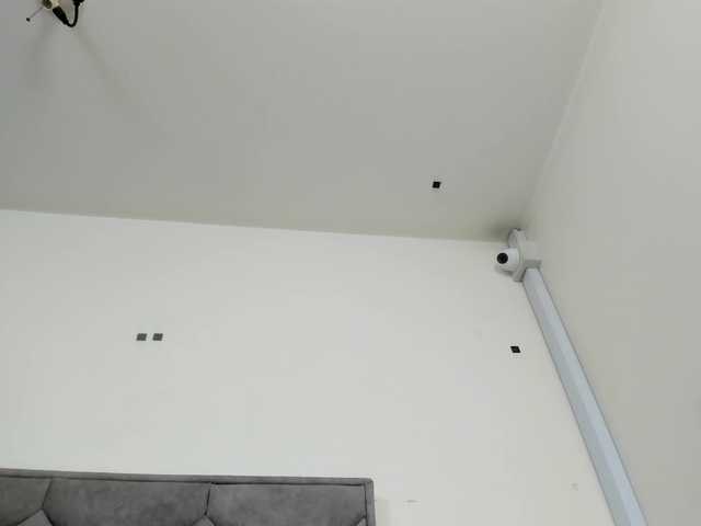 alicee-18 live cam on BongaCams
