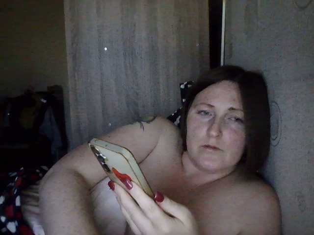 AllaSowinskaya live cam on BongaCams