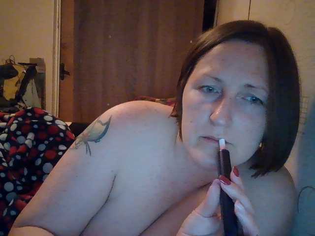 AllaSowinskaya live cam on BongaCams