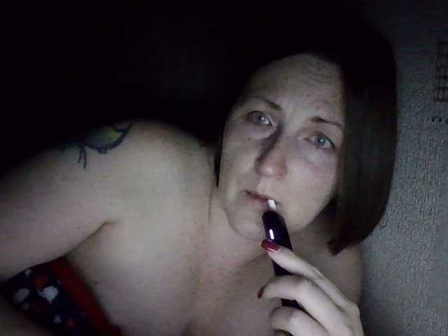 AllaSowinskaya live cam on BongaCams