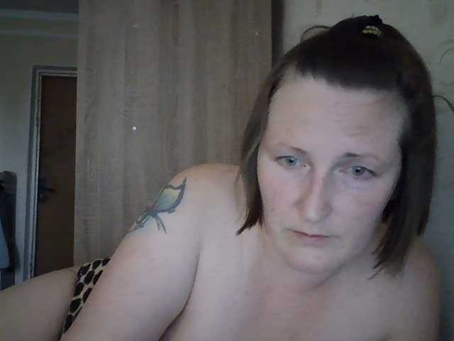 AllaSowinskaya live cam on BongaCams