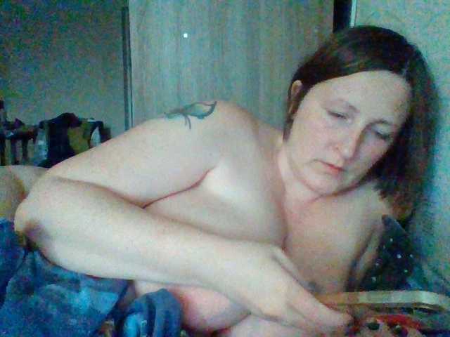 AllaSowinskaya live cam on BongaCams