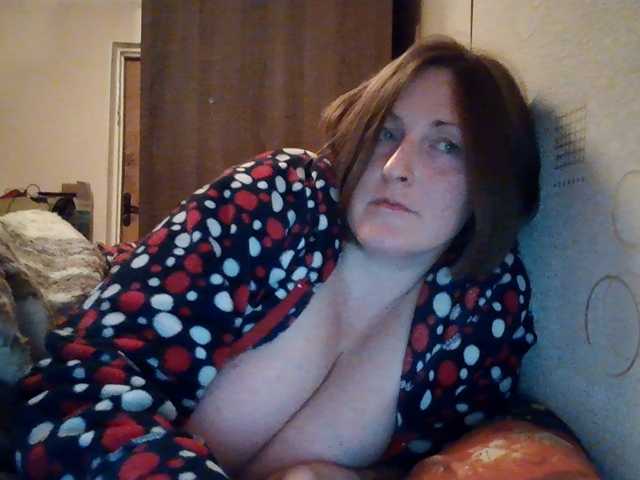 AllaSowinskaya live cam on BongaCams