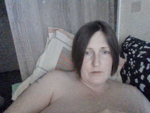 AllaSowinskaya live cam on BongaCams
