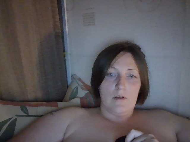 AllaSowinskaya live cam on BongaCams