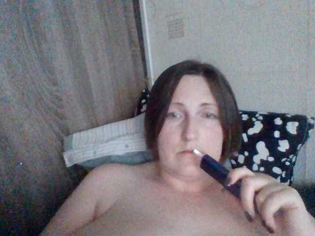 AllaSowinskaya live cam on BongaCams