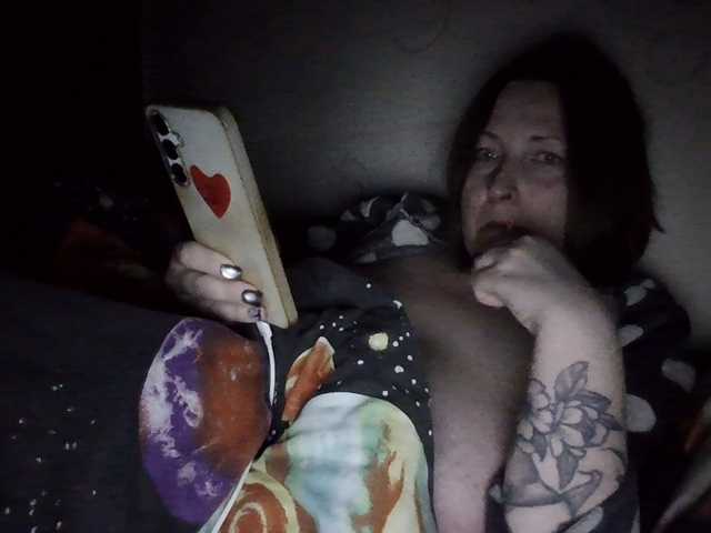 AllaSowinskaya live cam on BongaCams