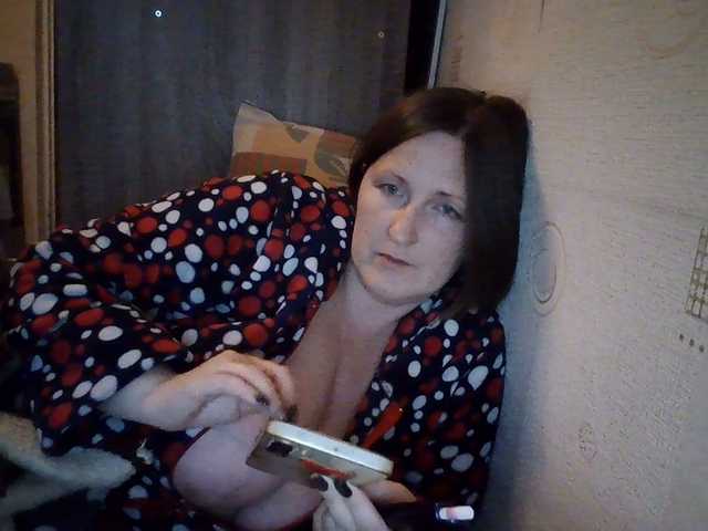 AllaSowinskaya live cam on BongaCams