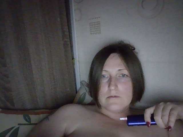 AllaSowinskaya live cam on BongaCams