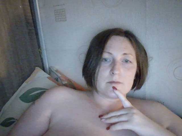 AllaSowinskaya live cam on BongaCams