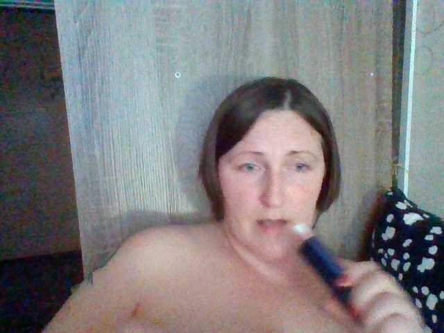AllaSowinskaya live cam on BongaCams