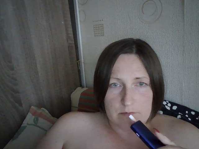 AllaSowinskaya live cam on BongaCams